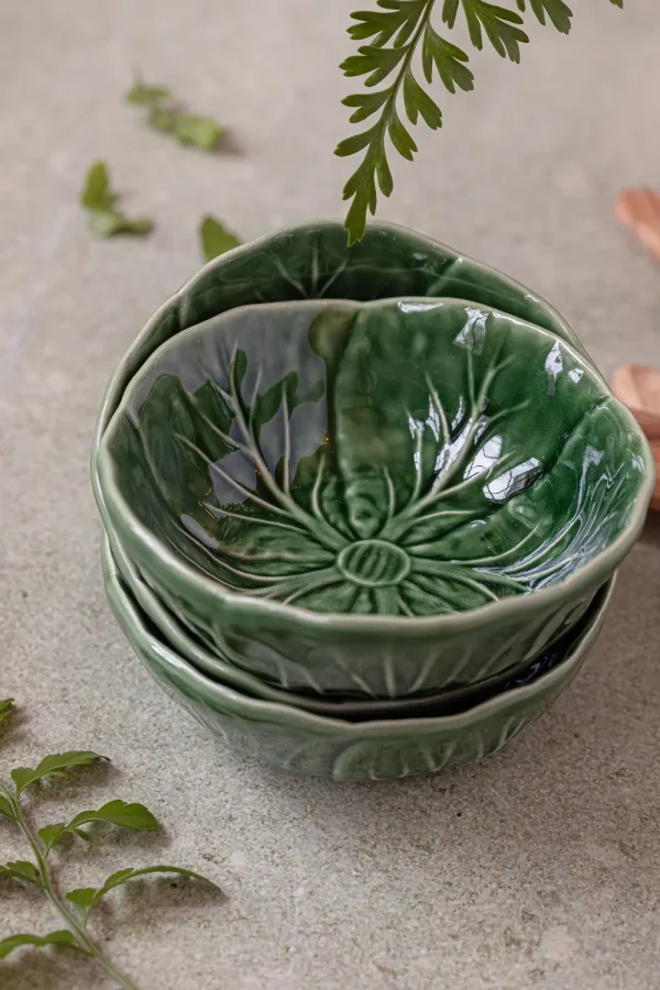 Bát men ngọc nổi gân lá sen xếp chồng